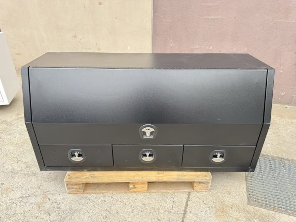 Black 1800x600x850mm Flat Plate Half Open with 3 Drawers Toolbox
