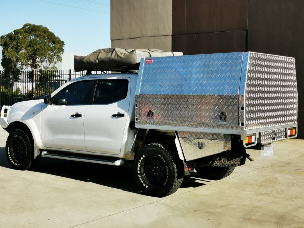 1800mm x 1000mm High Checker Plate Aluminium Canopy - Image 5
