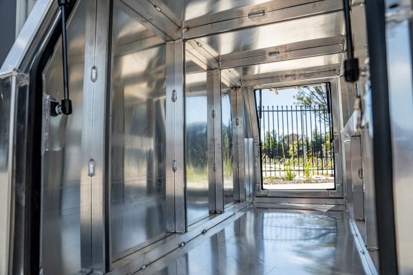 500mm Flat Plate Aluminium Ute Canopy - Image 6