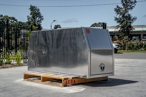600mm Flat Plate Aluminium Ute Canopy - Image 2