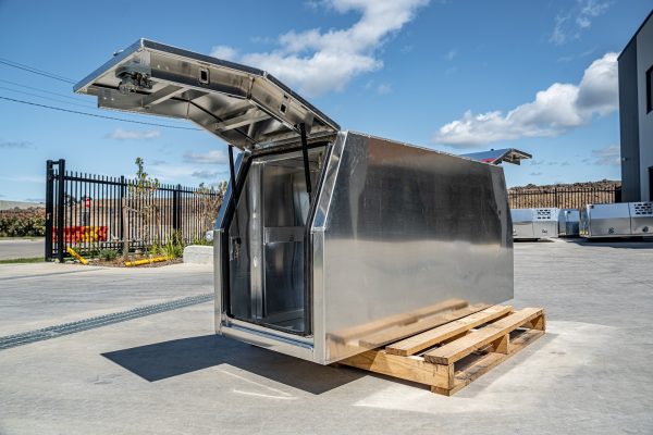600mm Flat Plate Aluminium Ute Canopy - Image 6