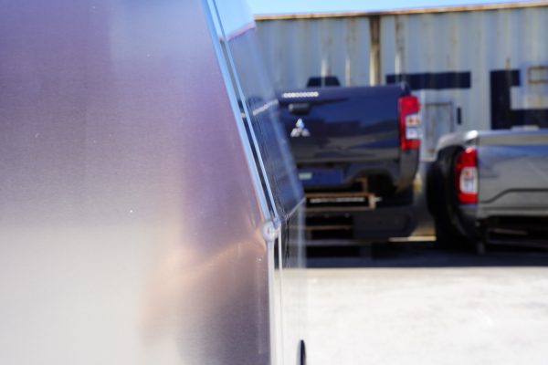 700mm 1m High Flat Plate Aluminium Ute Canopy - Image 4