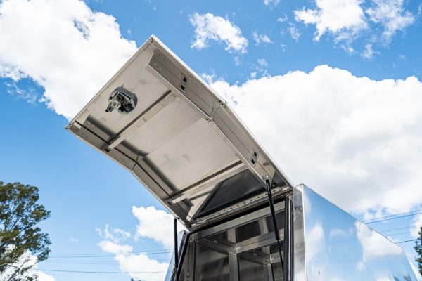 900mm 1m High Flat Plate Aluminium Canopy - Image 2