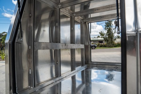 900mm 1m High Flat Plate Aluminium Canopy - Image 5