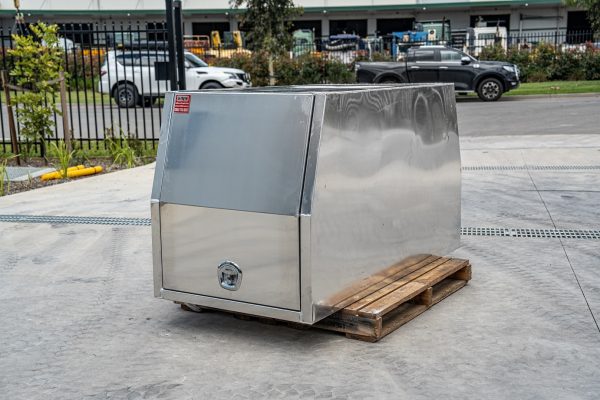 900mm 1m High Flat Plate Aluminium Canopy