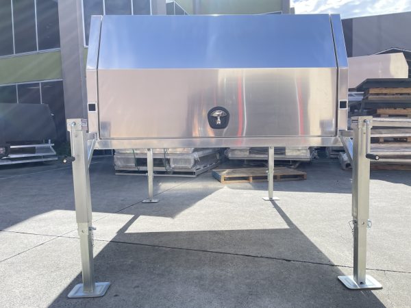 1775mm x 1500mm x 1000mm High Jack Off Flat Plate Aluminium Canopy