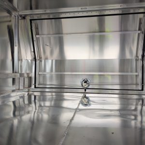 1600mm x 1000mm High Jack Off Flat Plate Aluminium Canopy - Image 3
