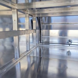 1600mm Flat Plate Aluminium Ute Canopy - Image 7