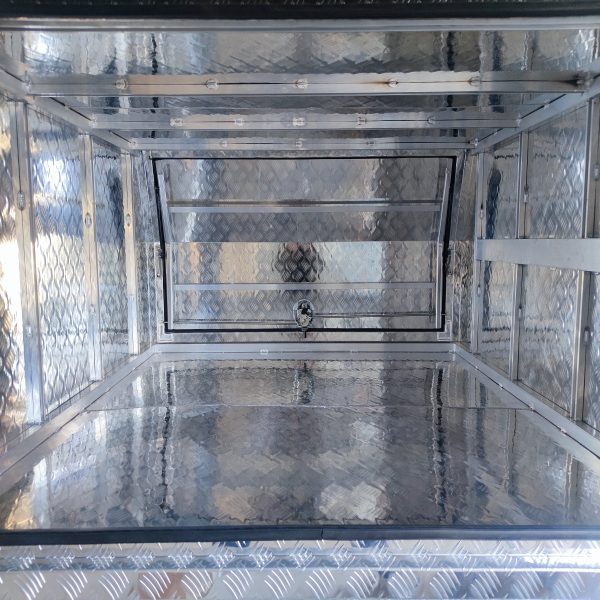 1800mm Checker Plate Aluminium Ute Canopy - Image 4