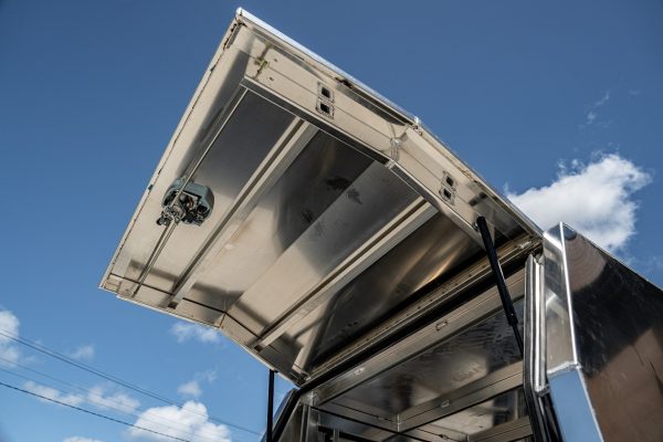 3 Doors 1200mm Flat Plate Aluminium Canopy - Image 4