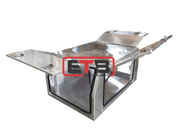 3 Doors 1500mm Flat Plate Aluminium Canopy - Image 2