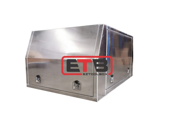 3 Doors 1500mm Flat Plate Aluminium Canopy - Image 4