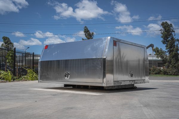 1800mm x 1m High 3 Doors Aluminium Ute Canopy