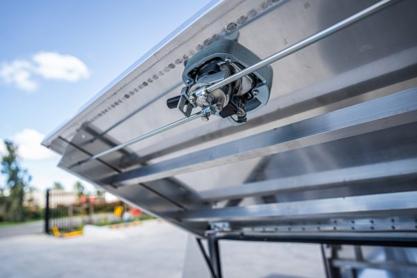 1800 x 1m High 3 Doors Jack Off Flat Plate Aluminium Canopy - Image 4