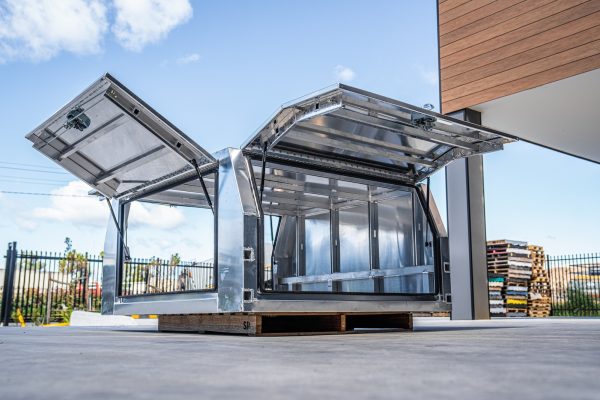 3 Doors 1800 x 850mm Jack Off Flat Plate Aluminium Ute Canopy - Image 3