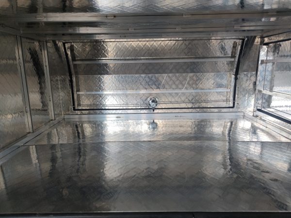 2400mm 3 Doors Aluminium Ute Canopy - Image 2