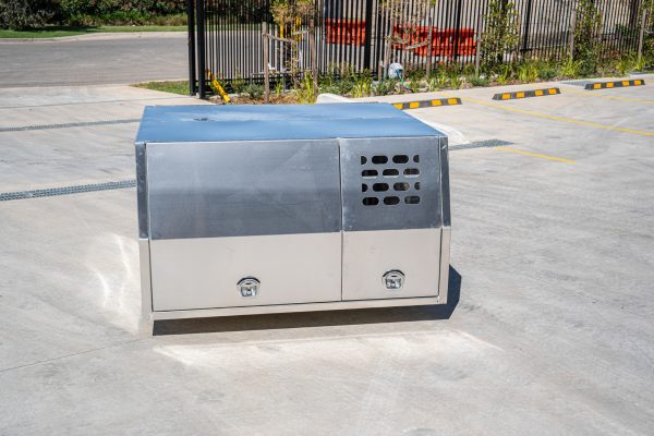 1600mm 1m High Aluminium Ute Canopy With 1/4 Dog Box