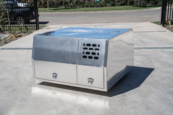1800mm 1m High Aluminium Ute Canopy With 1/4 Dog Box