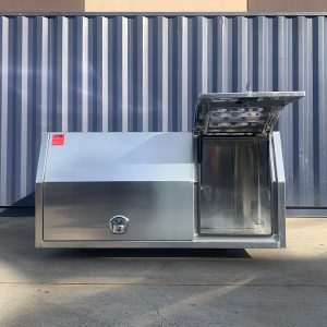 1800mm Ute Aluminium Canopy With Dog Box Section - Image 5